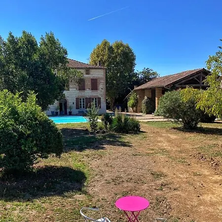 Frühstückspension La Roulotte Depote